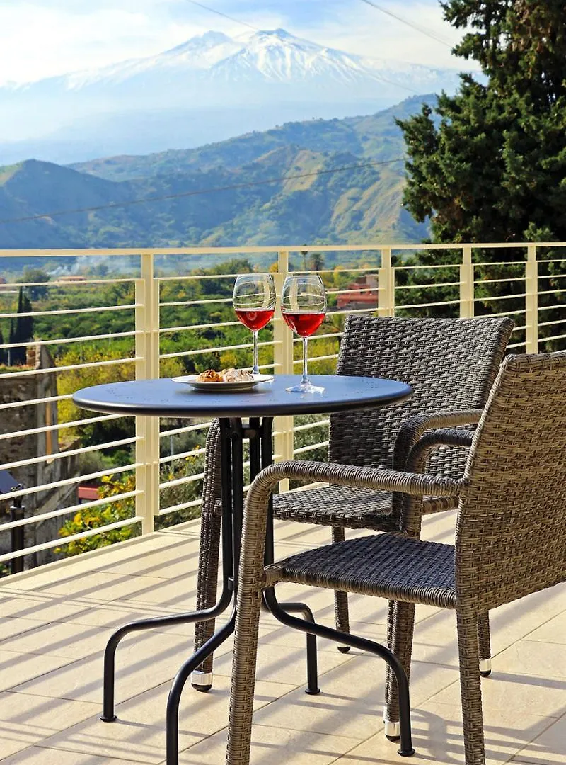 Sikè Holiday Home Taormine 2*,